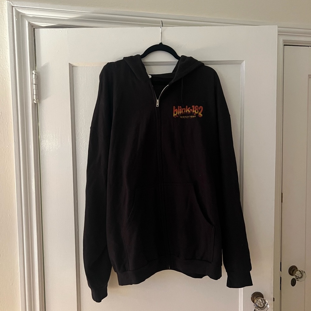 [NWOT] 2023 Blink 182 Exclusive World Tour Hoodie Medium Black Official Concert